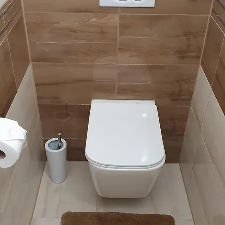 Strecno S Vyhladom Na Lomnicky Stit